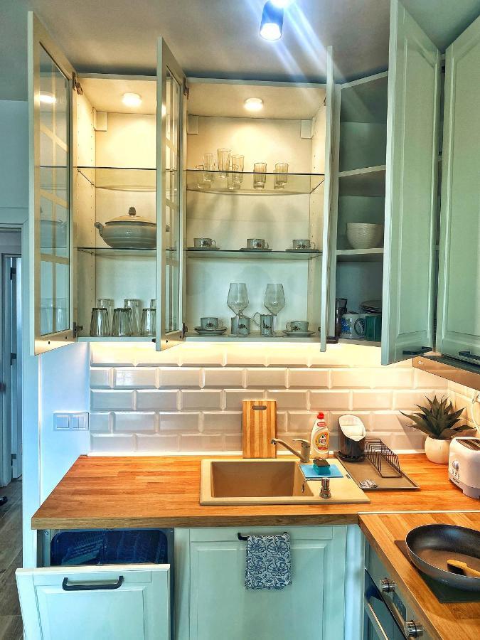 Emma'S Sweet Apartment - Close To Varna Centre Bagian luar foto